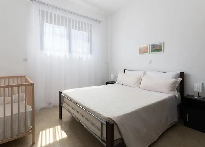 アパート Luxurious And Modern House Near Town And Asgourou