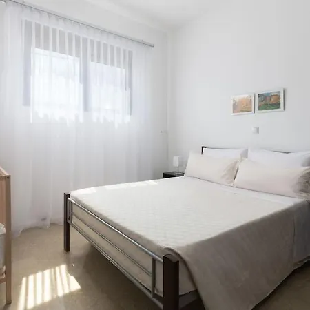 Apartment Luxurious And Modern House Near Town And Asgourou
